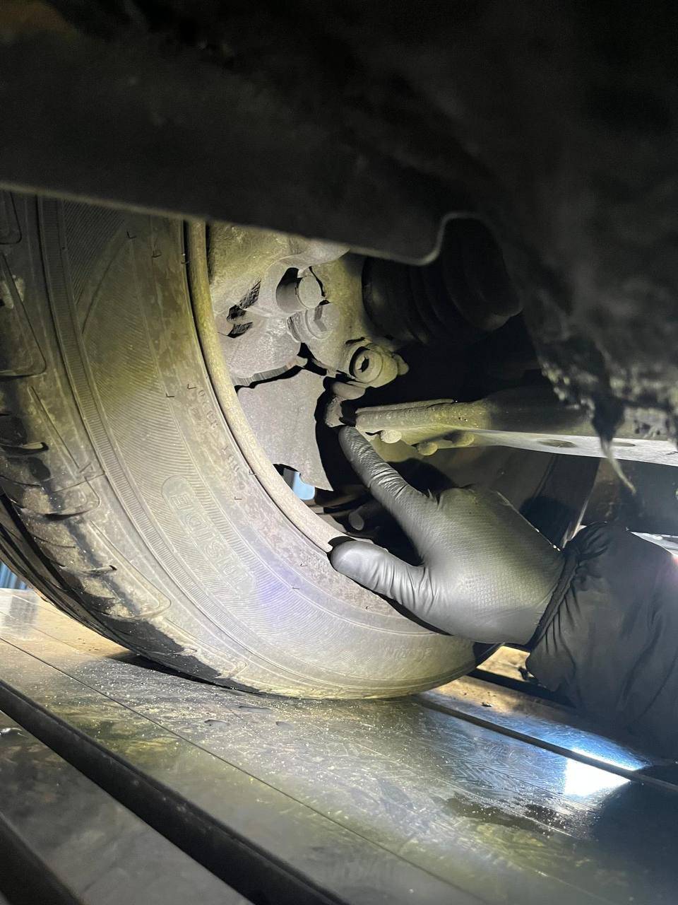 Modern garage equipment at MJN Tyres Dublin